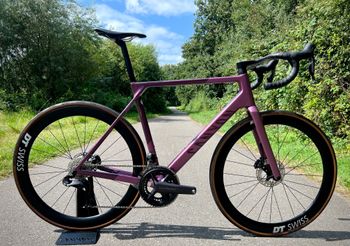 Canyon - Ultimate CF SLX 8 Di2 2023, 2023