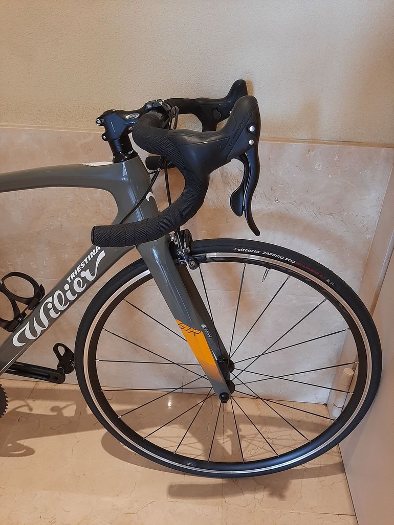 Used Wilier GTR Team CAMPAGNOLO CENTAUR 2X11 Road & Gravel, Light Gray — image 5 of 14