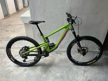 Santa Cruz - NOMAD XT / Coil / Carbon C / 27.5 2022, 2022