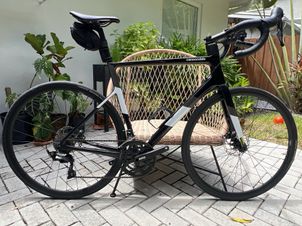 Cannondale - SuperSix EVO Carbon Disc 105 2022, 2022