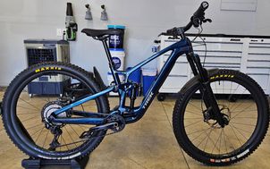 Trek - Fuel EX 9.8 XT, 2024