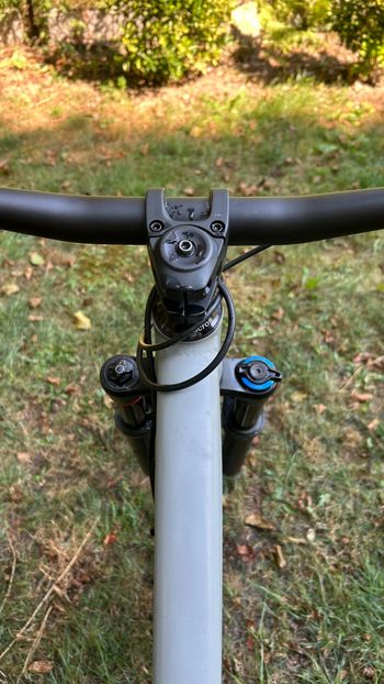 Used Canyon Stitched 720 2023 2023 Mountainbike, Light Gray, 26 — image 4 of 9