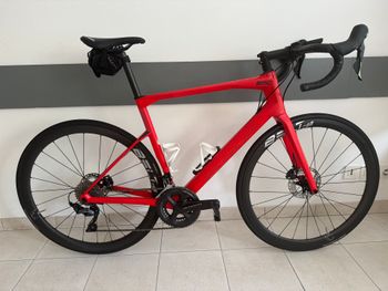 BMC - Roadmachine FIVE 2022, 2022