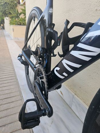 Used Canyon Aeroad CF SLX Disc 9.0 SL 2020 2020 Road & Gravel, Blue — image 18 of 23