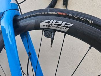 Used Canyon Aeroad CF SLX Disc 9.0 SL 2020 2020 Road & Gravel, Blue — image 15 of 23