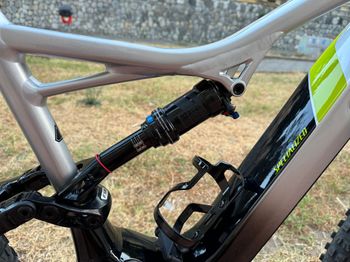 Used Specialized Turbo Levo FSR Comp 6Fattie 2018 Mountainbike, Light Gray — image 7 of 8
