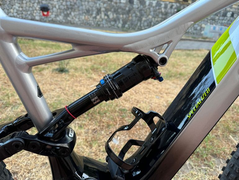 Used Specialized Turbo Levo FSR Comp 6Fattie 2018 Mountainbike, Light Gray — image 7 of 8