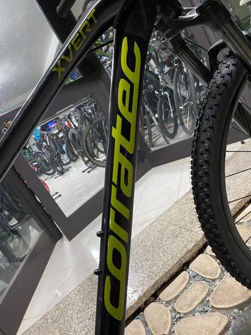 Tweedehands Corratec X Vert 29 Race 2022 2022 Mountainbike — afbeelding 3 van 7