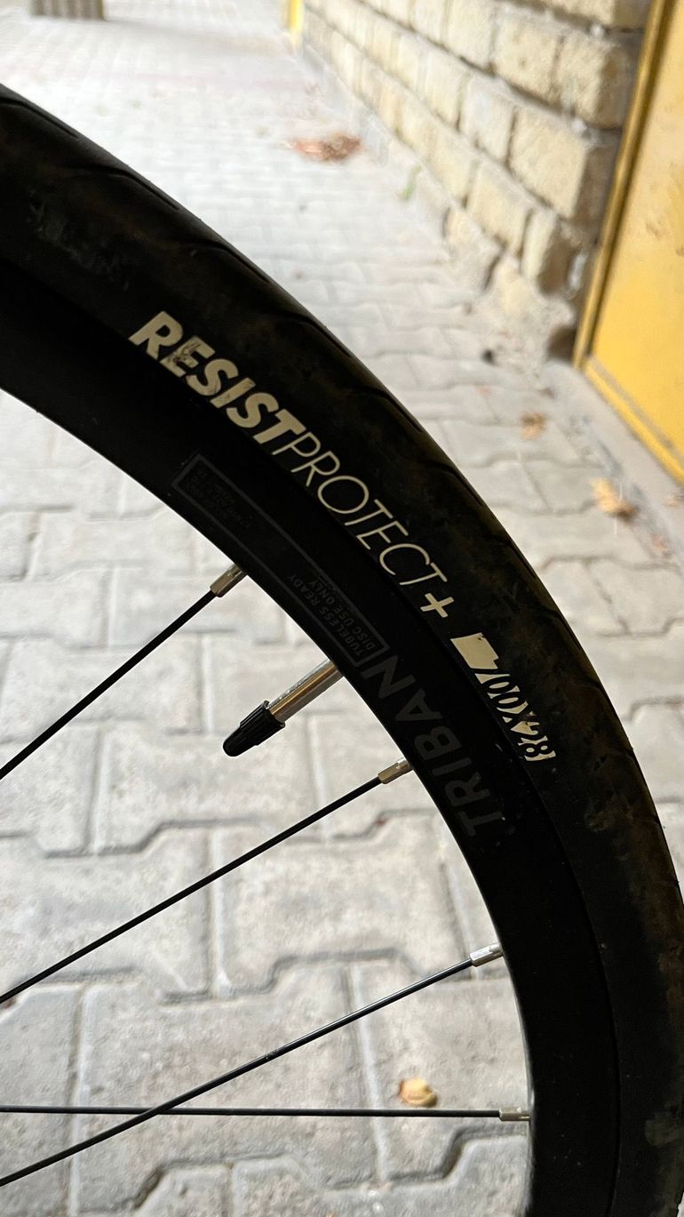 Used TRIBAN RC120 Disc Road Bike 2020 2020 Road & Gravel — image 7 of 7