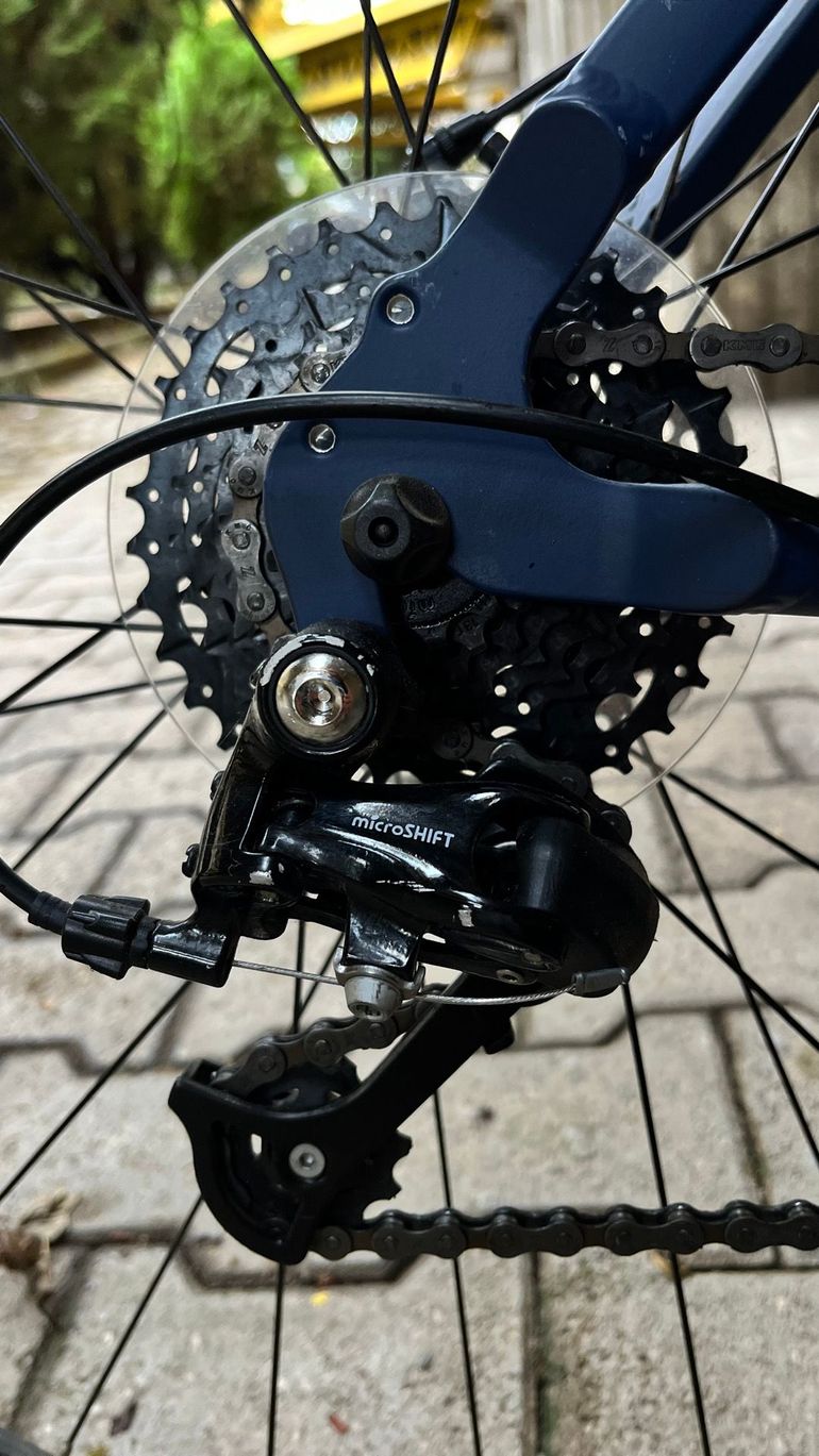 Used TRIBAN RC120 Disc Road Bike 2020 2020 Road & Gravel — image 6 of 7