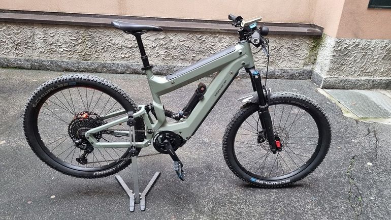 Used Riese & Müller Superdelite mountain touring 2023 2023 Mountainbike, Green, 27.5 — image 1 of 7