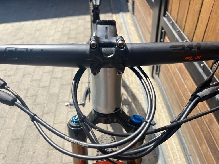 Used Canyon Lux Trail CF 8 2024 2024 Mountainbike, Light Gray, 29 — image 9 of 10