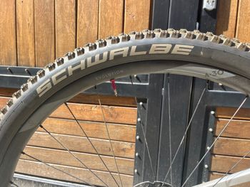 Used Canyon Lux Trail CF 8 2024 2024 Mountainbike, Light Gray, 29 — image 4 of 10