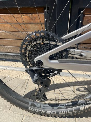Used Canyon Lux Trail CF 8 2024 2024 Mountainbike, Light Gray, 29 — image 2 of 10