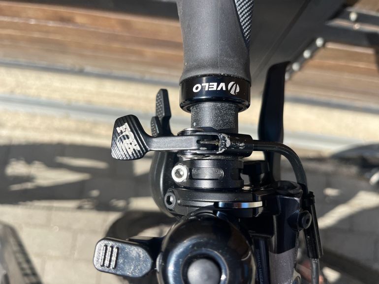 Used Canyon Lux Trail CF 8 2024 2024 Mountainbike, Light Gray, 29 — image 10 of 10