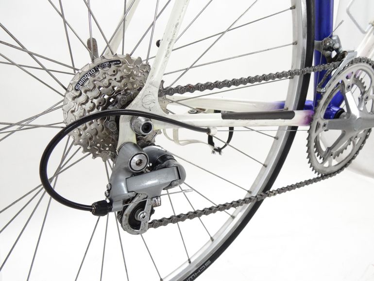 Used Giant Peloton Superlite 1990 Road & Gravel — image 2 of 5