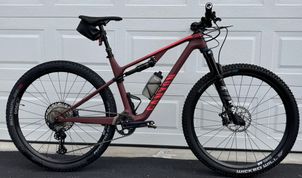 Canyon - Lux Trail CF 6 2022, 2022