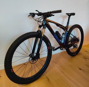 Trek - Supercaliber 9.9 XX1 AXS ProjectOne, 2021