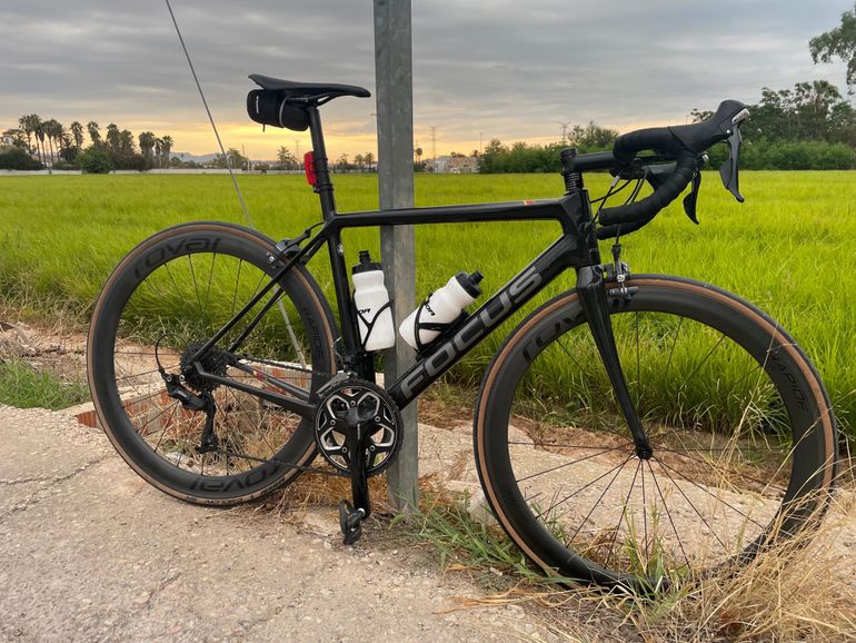 Focus izalco race ultegra 2019 online