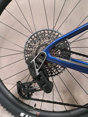 Used Lapierre Prorace CF 9.9 2024 2024 Mountainbike, Blue, 29 — image 6 of 7