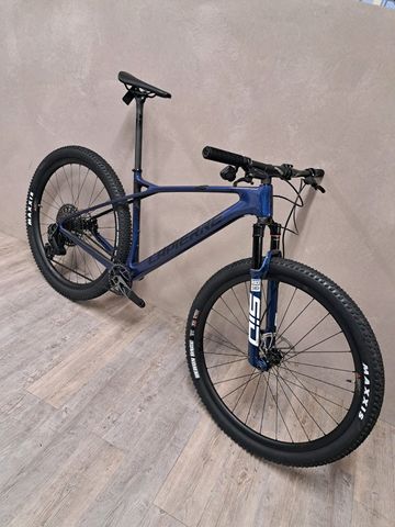 Used Lapierre Prorace CF 9.9 2024 2024 Mountainbike, Blue, 29 — image 3 of 7