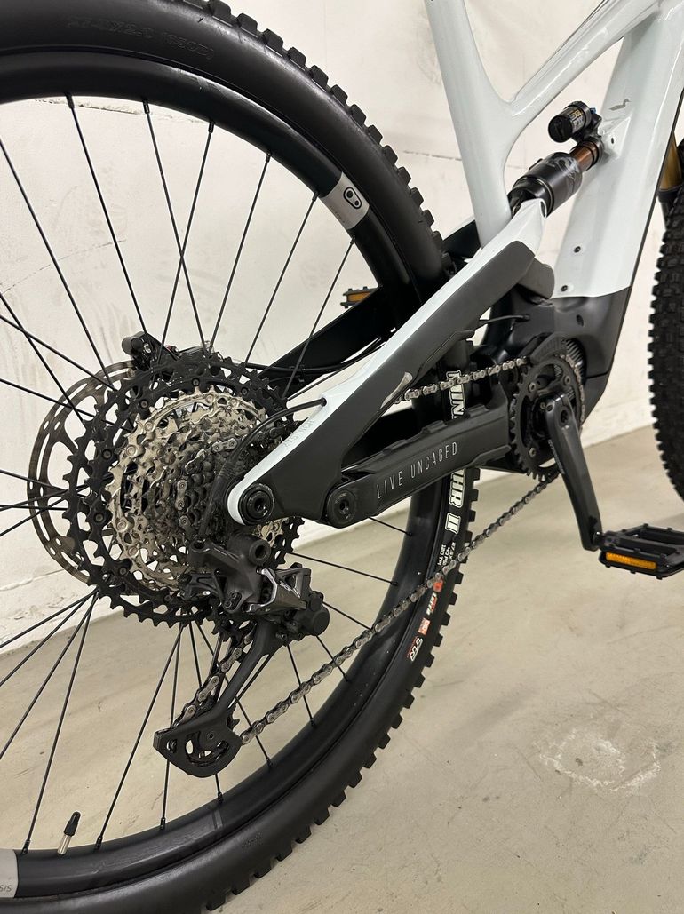 Used YT Industries Decoy CORE 4 MX 2022 2022 Mountainbike, Blue, 29, 27.5 — image 7 of 10