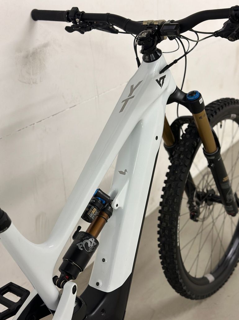 Used YT Industries Decoy CORE 4 MX 2022 2022 Mountainbike, Blue, 29, 27.5 — image 6 of 10