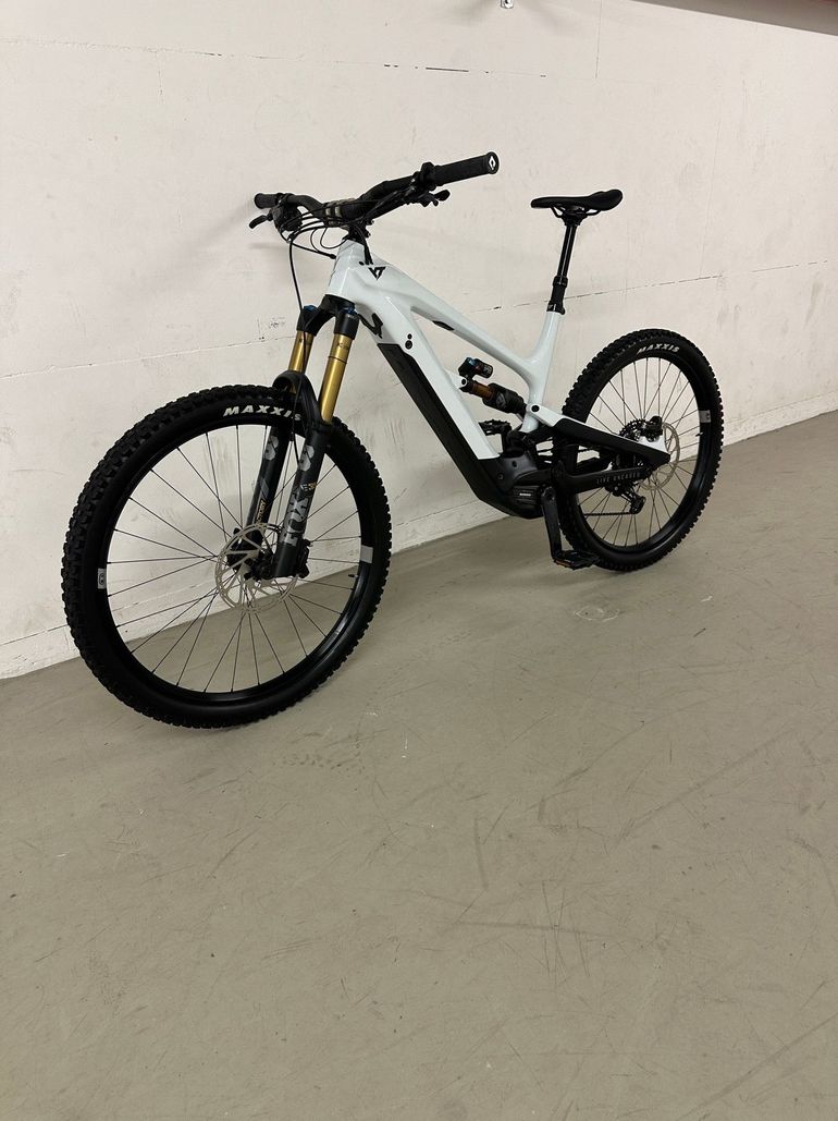 Used YT Industries Decoy CORE 4 MX 2022 2022 Mountainbike, Blue, 29, 27.5 — image 2 of 10