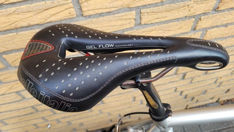 Used Specialized Sirrus Comp 2012 Road & Gravel, Light Gray — image 4 of 12