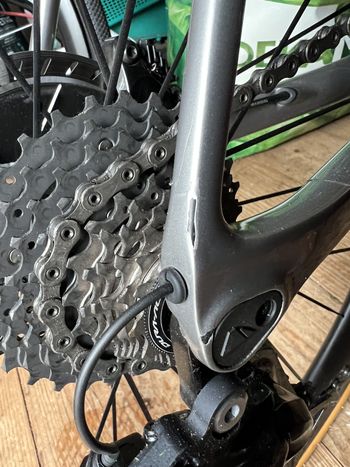 Used Canyon Ultimate CFR Disc Di2 2021 Road & Gravel — image 4 of 10