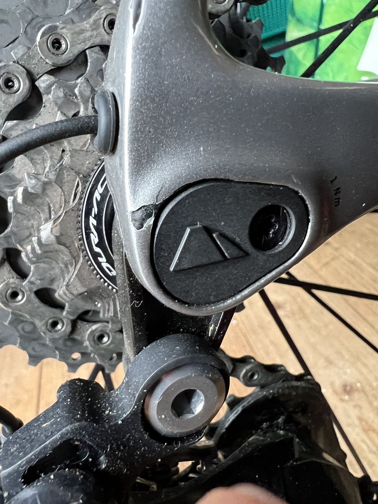 Used Canyon Ultimate CFR Disc Di2 2021 Road & Gravel — image 7 of 10