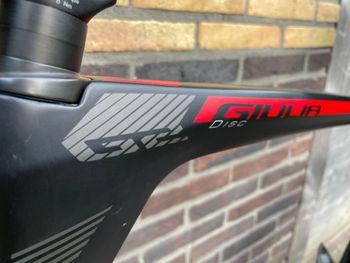 Used Sensa Giulia G2 Disc Ultegra - EDCO Umbrial Carbon 2018 Road & Gravel, Black — image 4 of 10