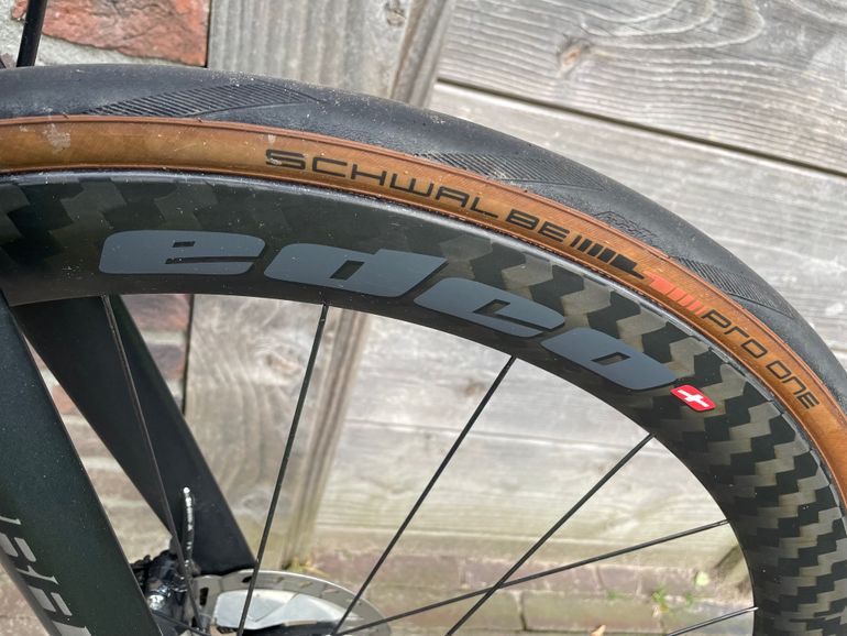 Used Sensa Giulia G2 Disc Ultegra - EDCO Umbrial Carbon 2018 Road & Gravel, Black — image 6 of 10