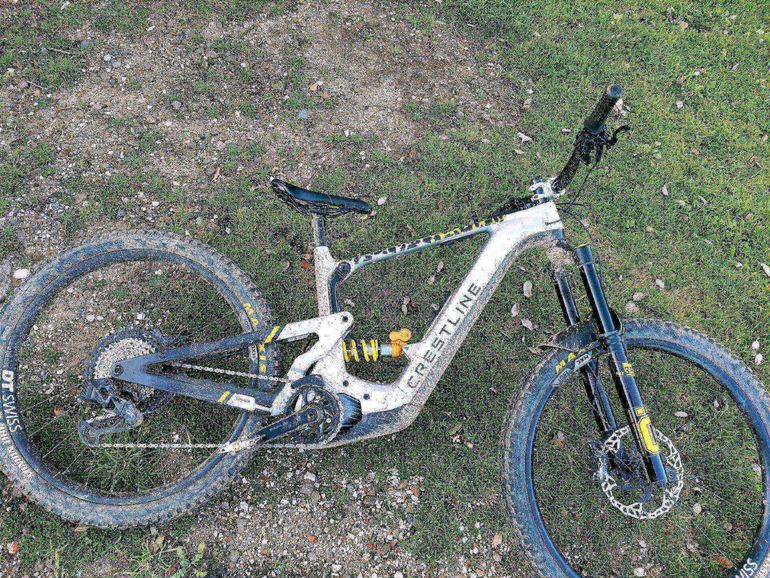 Used Crestline RS180 Silver Edition 2024 Mountainbike, Light Gray, Mixed — image 8 of 8