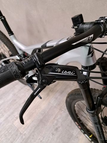 Używany Lapierre XRM 6.9 2023 2023 Mountainbike — zdjęcie 5 z 10