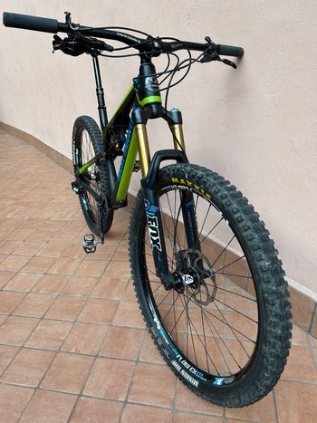 Used Rocky Mountain Altitude 770 MSL Rally Edition 2014 2014 Mountainbike, Green, 27.5 — image 4 of 5