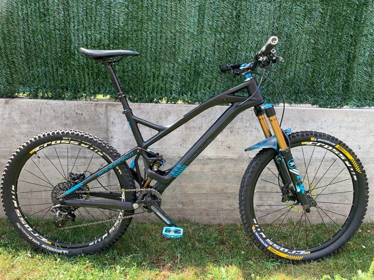 Mondraker Foxy Carbon XR Special Edition 27.5 used in L buycycle UK