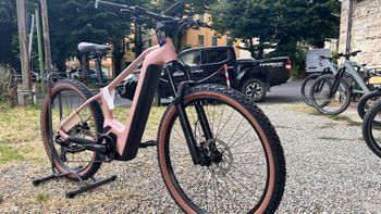 Used CUBE REACTION HYBRID, PRO 625 2024 Mountainbike, Purple — image 6 of 8