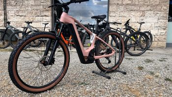 Used CUBE REACTION HYBRID, PRO 625 2024 Mountainbike, Purple — image 8 of 8