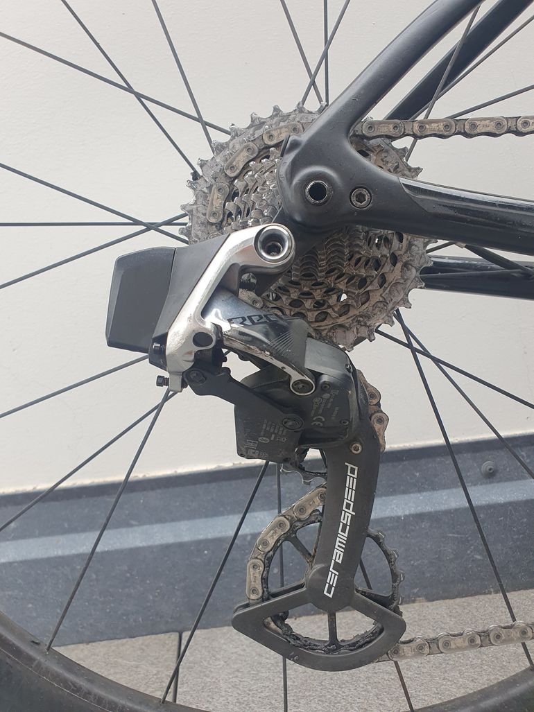 Used Specialized S-Works Tarmac SL6 - SRAM Red eTap AXS 2020 2020 Road & Gravel, Black — image 5 of 7