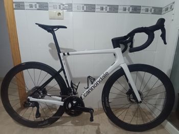 Cannondale - SuperSix EVO Carbon Disc 105 Di2 2024, 2024