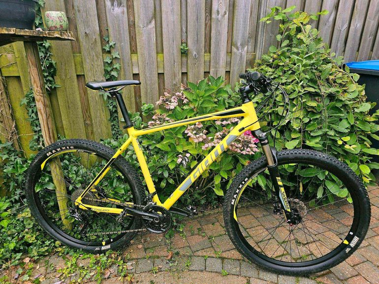 Giant Talon 2 used in XL buycycle LT