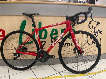 Used TREK EMONDA SLR DISC SEGAFREDO 2019 Road & Gravel, Red — image 1 of 7