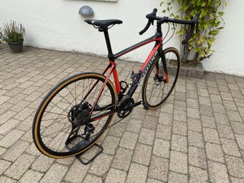 Used Specialized Roubaix Sport 2018 Road & Gravel, Red — image 4 of 10