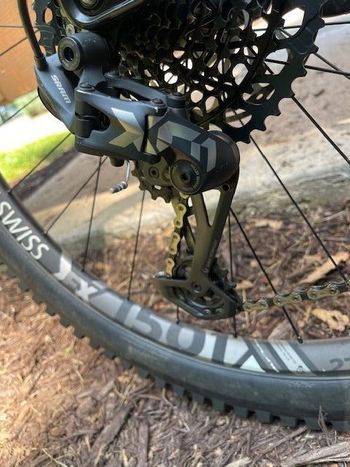 Used Canyon Torque CF 9.0 2020 2020 Mountainbike, Black, 27.5 — image 3 of 6