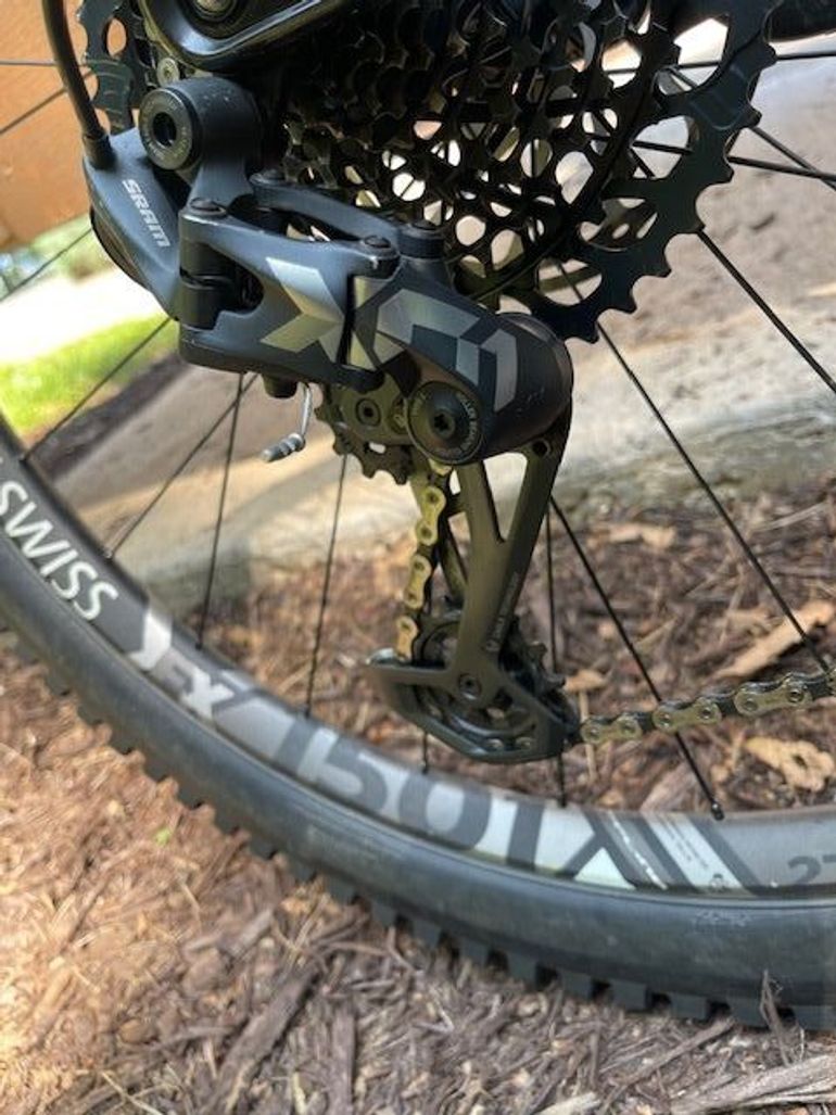 Used Canyon Torque CF 9.0 2020 2020 Mountainbike, Black, 27.5 — image 3 of 6