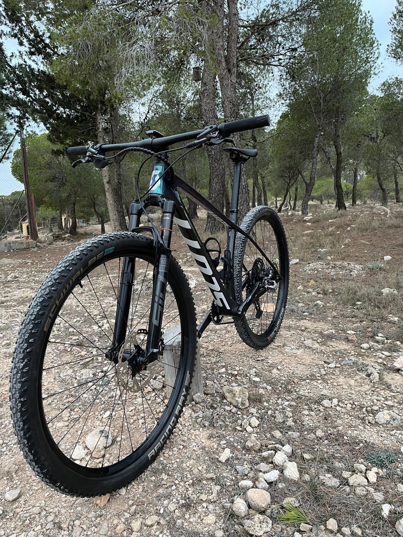 Used Scott Scale RC Team 2022 2022 Mountainbike, Purple, 29 — image 20 of 43