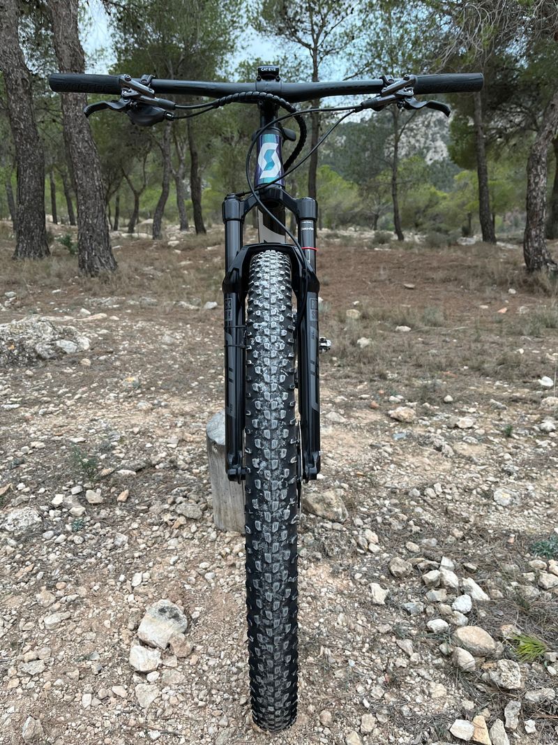 Used Scott Scale RC Team 2022 2022 Mountainbike, Purple, 29 — image 17 of 43