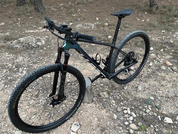 Used Scott Scale RC Team 2022 2022 Mountainbike, Purple, 29 — image 39 of 43