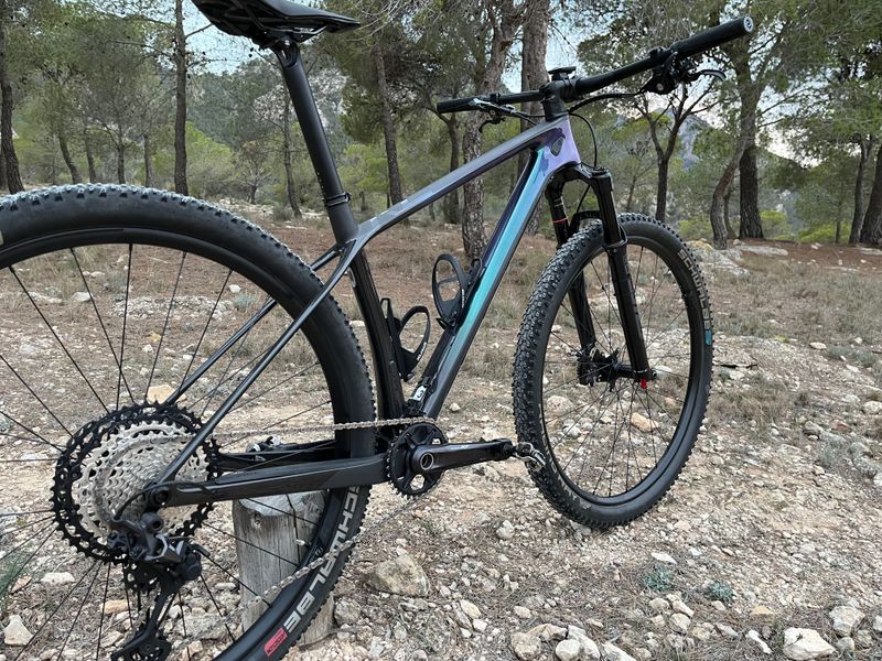 Used Scott Scale RC Team 2022 2022 Mountainbike, Purple, 29 — image 11 of 43